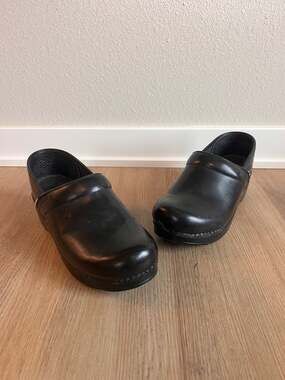 Dansko, Nursing/Chef, Orthopedic , Black Cabrio Leather, Work Clogs, EU 39(8.5-9